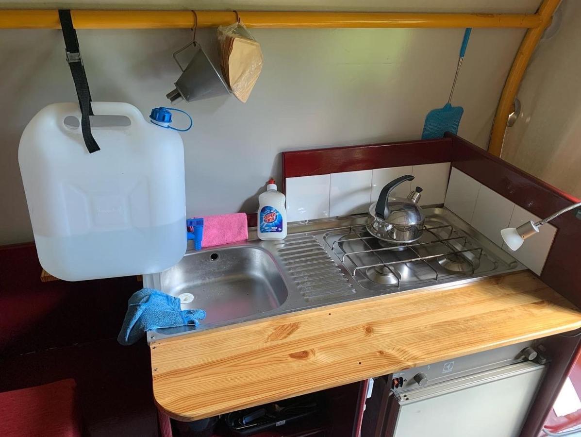 Huifkar In Landelijke Omgeving De Mersken 9 Ureterp Esterno foto